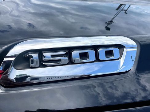 Used 2019 RAM 1500 Tradesman RWD image 10