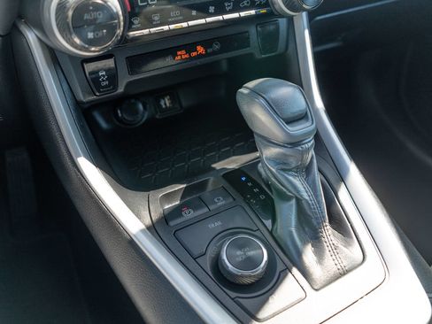 Certified 2024 Toyota RAV4 XLE AWD/4WD image 26