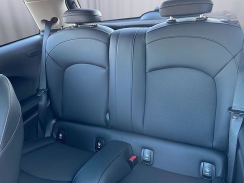 Used 2024 MINI Cooper S image 19