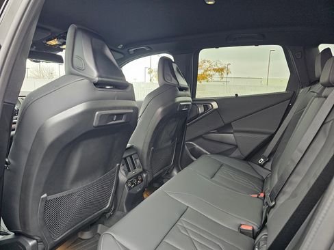 New 2026 BMW X3 xDrive30 w/ Premium Package image 12