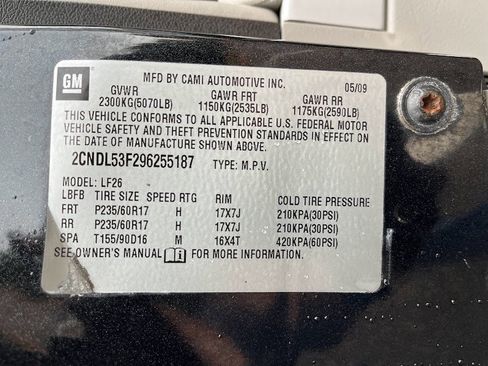 Used 2009 Chevrolet Equinox LT w/ LT Preferred Equipment Group image 7