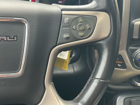 Used 2015 GMC Sierra 2500 Denali w/ Duramax Plus Package AWD/4WD image 34