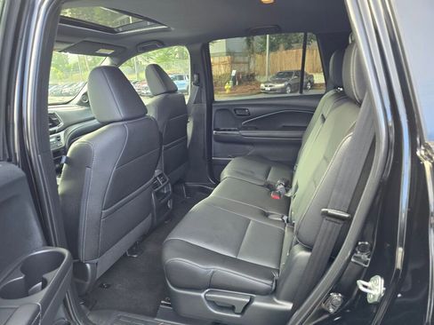 Certified 2023 Honda Passport EX-L image 6