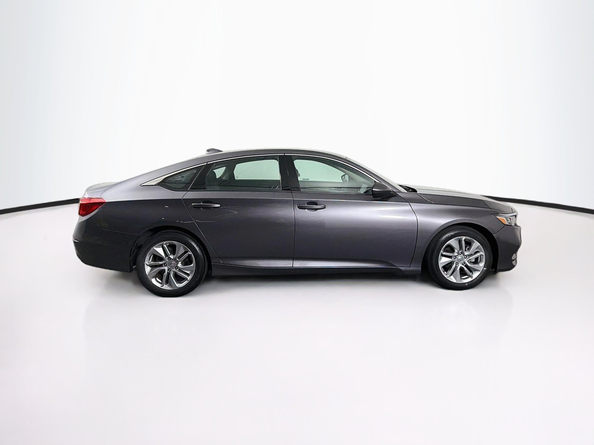 Used 2018 Honda Accord LX image 10