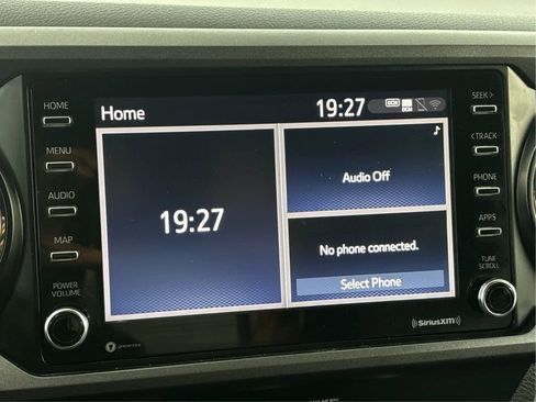 Used 2020 Toyota Tacoma TRD Off-Road image 19