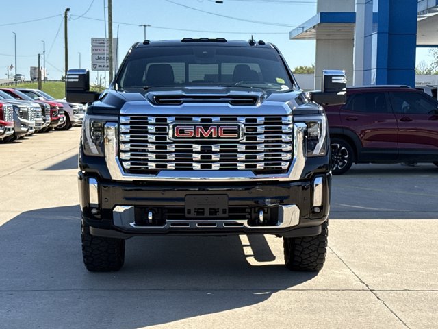 Used 2025 GMC Sierra 2500 Denali w/ Denali Reserve Package AWD/4WD image 8