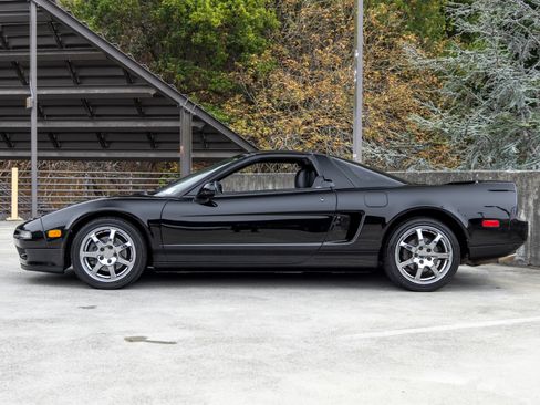Used 1996 Acura NSX T RWD image 2