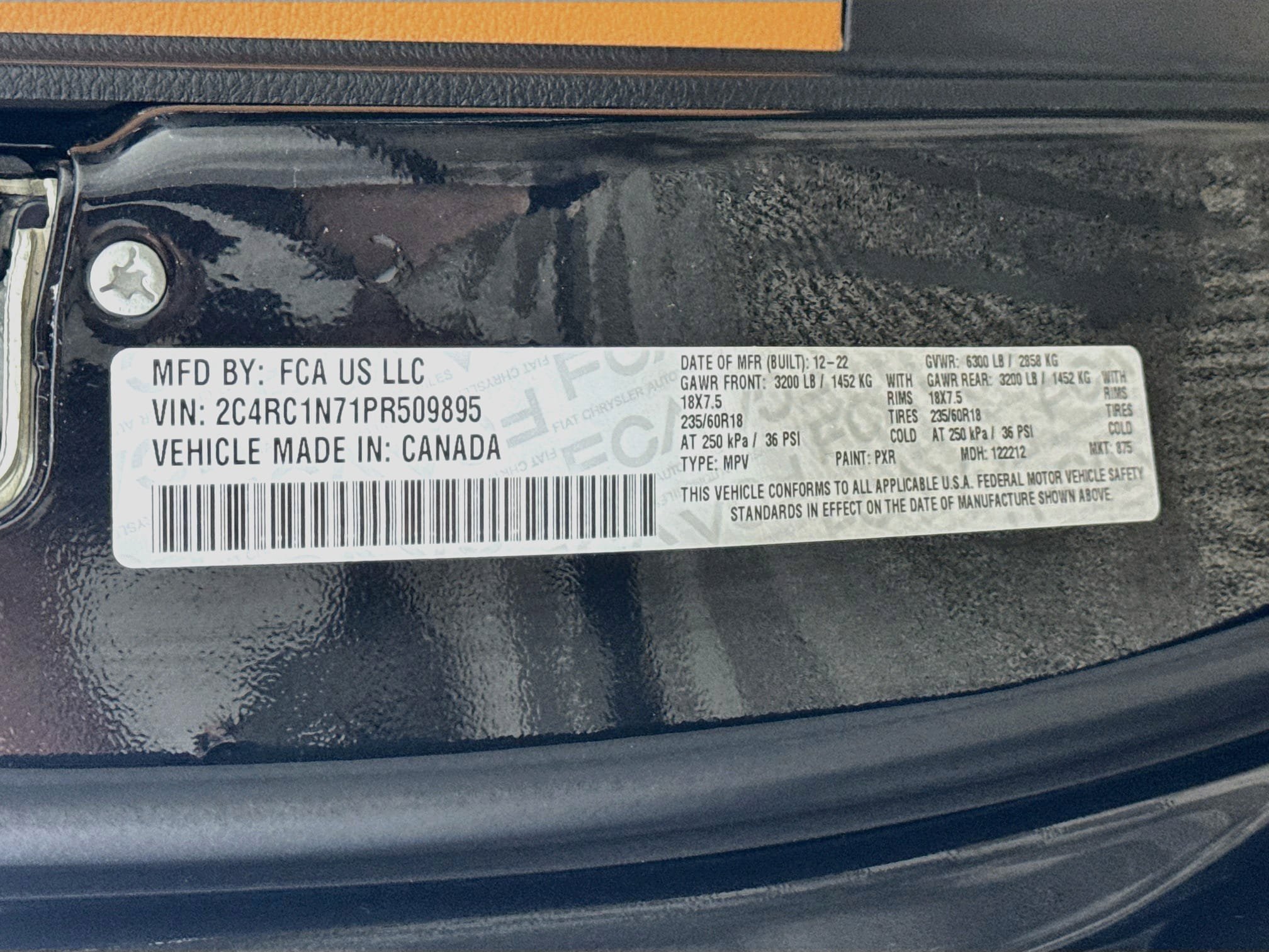 Used 2023 Chrysler Pacifica Pinnacle FWD image 35