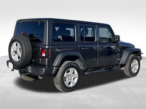 Used 2021 Jeep Wrangler Unlimited Sport image 7