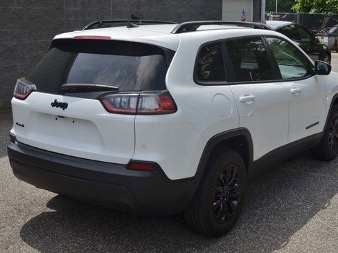 Used 2023 Jeep Cherokee Altitude Lux image 8