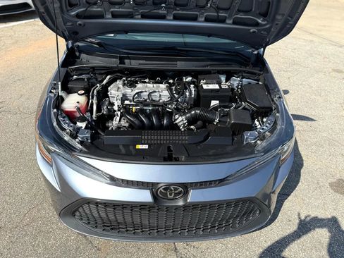 Used 2021 Toyota Corolla L image 37
