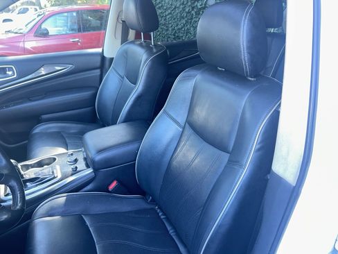 Used 2019 INFINITI QX60 Luxe w/ Essential Package image 9