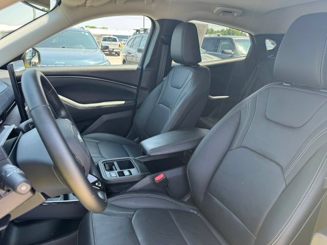Used 2025 Ford Mustang Mach-E Premium AWD/4WD image 25