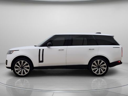 New 2026 Land Rover Range Rover Long Wheelbase SE AWD/4WD image 2