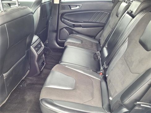 Used 2018 Ford Edge Sport w/ Equipment Group 401A image 13