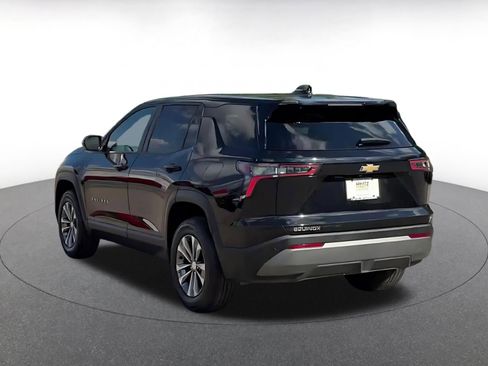 Used 2025 Chevrolet Equinox LT image 12