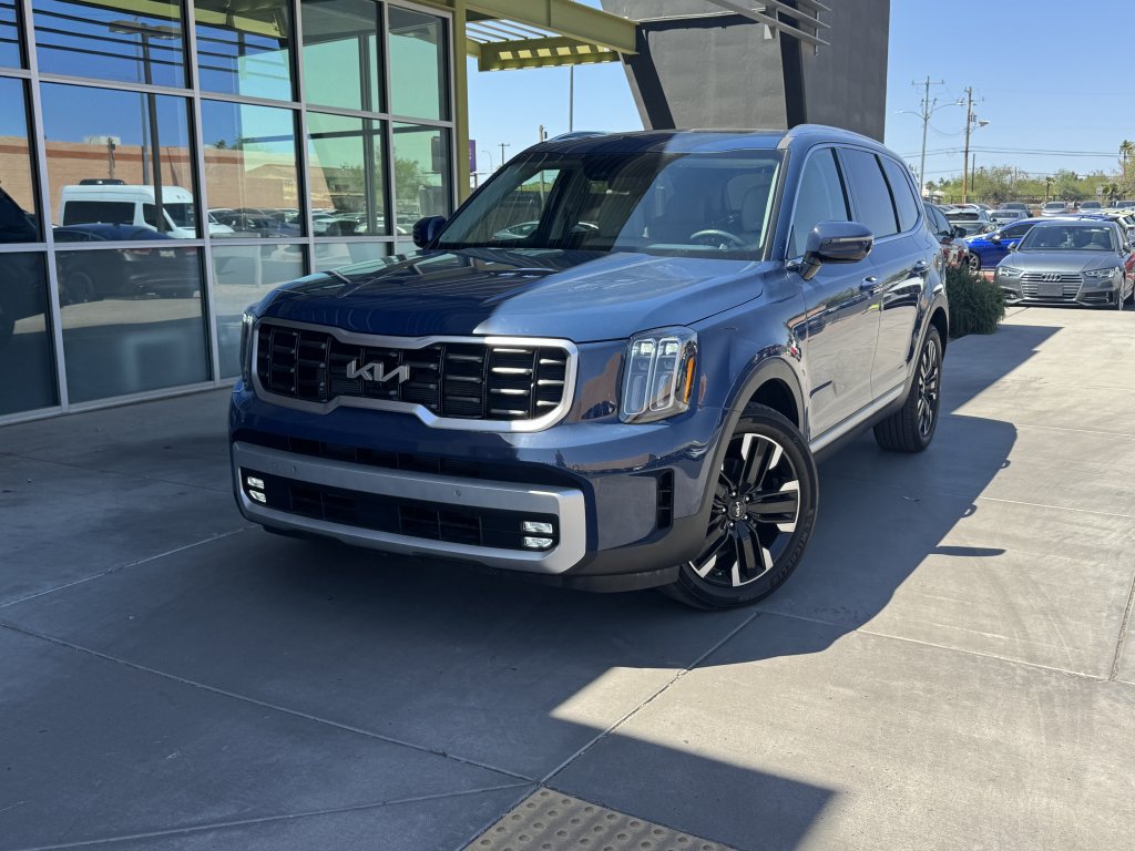 Used 2024 Kia Telluride SX AWD/4WD image 2