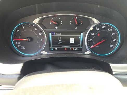 Used 2018 Chevrolet Traverse LT FWD image 6