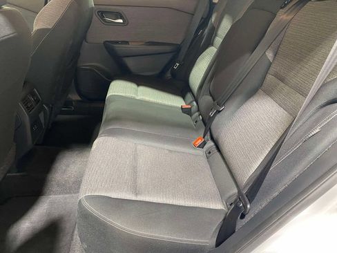 Used 2023 Nissan Rogue SV AWD/4WD image 14