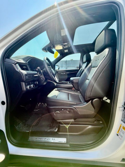 Certified 2024 GMC Yukon XL Denali AWD/4WD image 13