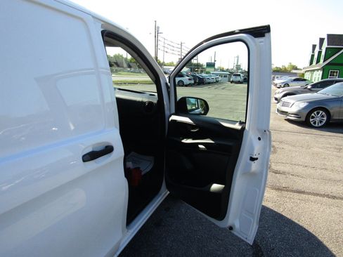 Used 2020 Mercedes-Benz Metris image 20