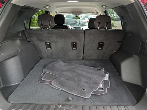 Used 2019 Chevrolet Equinox LT w/ Driver Convenience Package FWD image 19