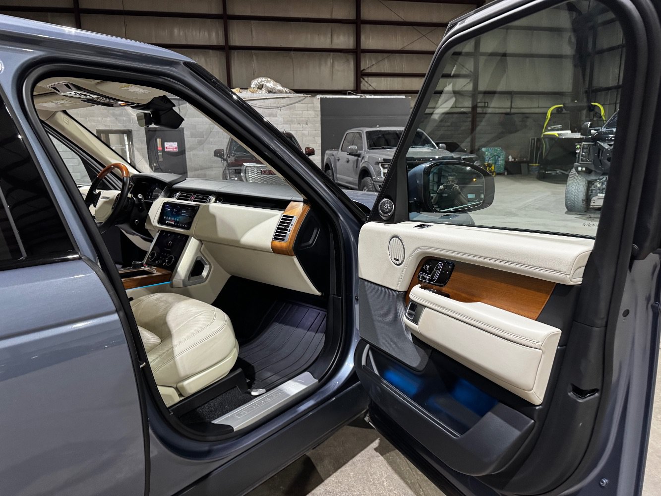 Used 2022 Land Rover Range Rover Westminster Edition AWD/4WD image 25