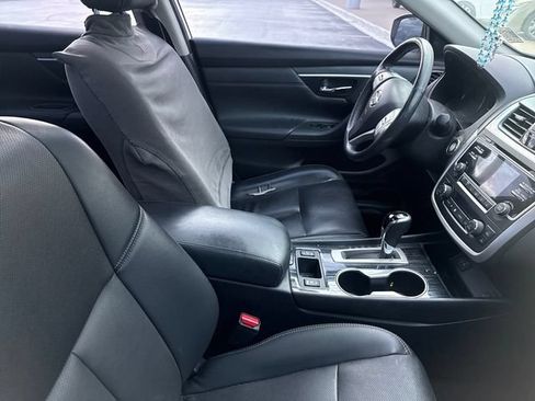 Used 2017 Nissan Altima 2.5 SL FWD image 3