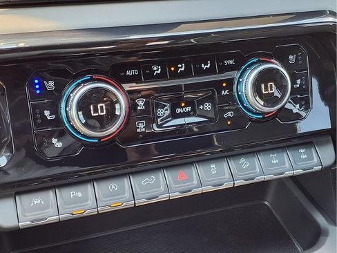 New 2026 GMC Sierra 1500 AT4X AWD/4WD image 10