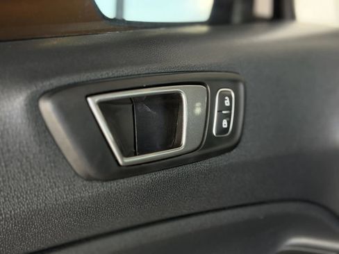 Used 2021 Ford EcoSport SE w/ SE Convenience Package image 24