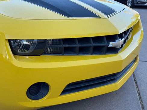 Used 2013 Chevrolet Camaro LS RWD image 32