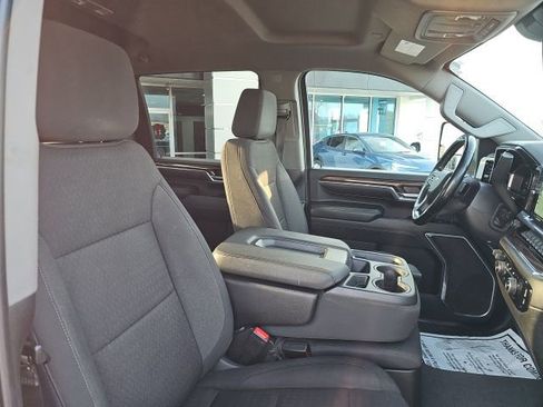 Used 2024 Chevrolet Silverado 2500 LT image 23