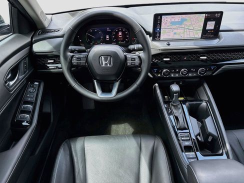 Certified 2023 Honda Accord Touring image 28