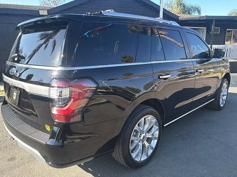 Used 2018 Ford Expedition Platinum AWD/4WD image 8