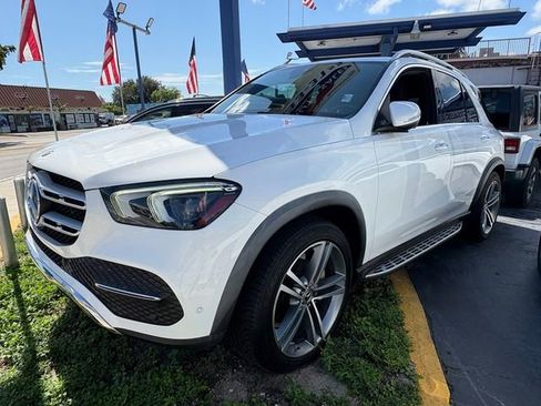Used 2021 Mercedes-Benz GLE 350 w/ 3rd Row Seat Package image 11