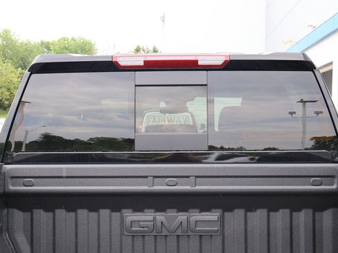 New 2026 GMC Sierra 3500 SLE w/ Preferred Package AWD/4WD image 36