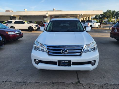 Used 2013 Lexus GX 460 w/ Convenience Pkg AWD/4WD image 8