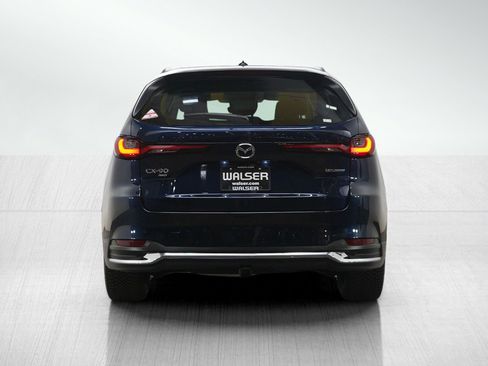 Used 2024 MAZDA CX-90 Plug-In Hybrid w/ Premium Pkg AWD/4WD image 4