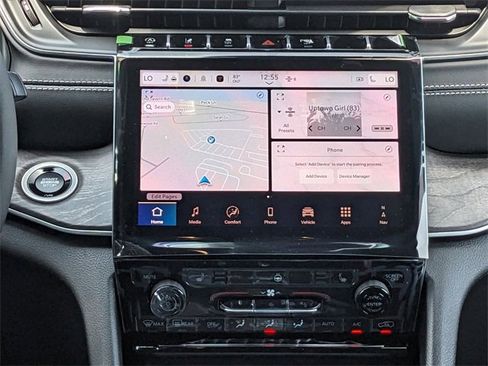 New 2025 Jeep Grand Cherokee L Limited image 15