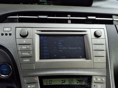 Used 2015 Toyota Prius Two FWD image 8