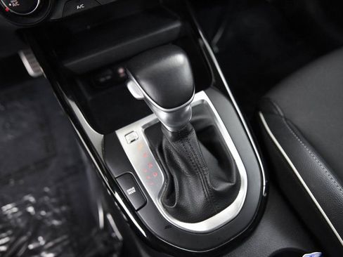 Used 2021 Kia Forte GT-Line image 22