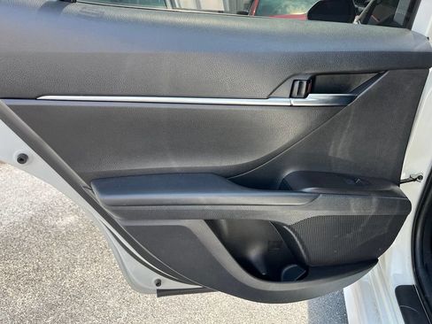 Used 2021 Toyota Camry SE FWD image 26