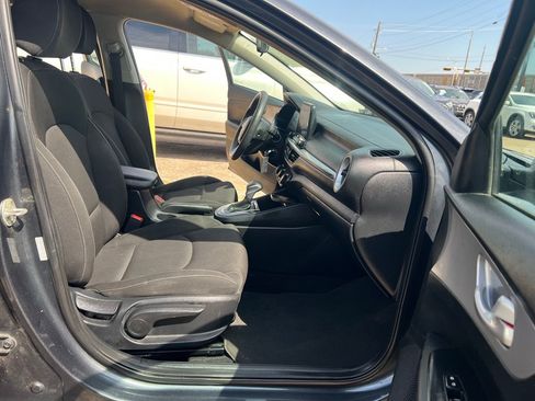 Used 2024 Kia Forte LX FWD image 14