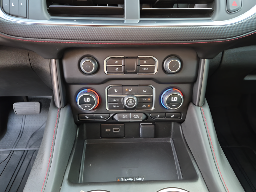 Used 2023 Chevrolet Tahoe RST w/ Luxury Package RWD image 24