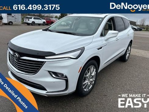 Used 2024 Buick Enclave Essence w/ Experience Buick Package FWD image 1