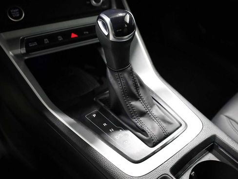 Used 2023 Audi Q3 2.0T Premium Plus w/ Premium Plus Package image 27