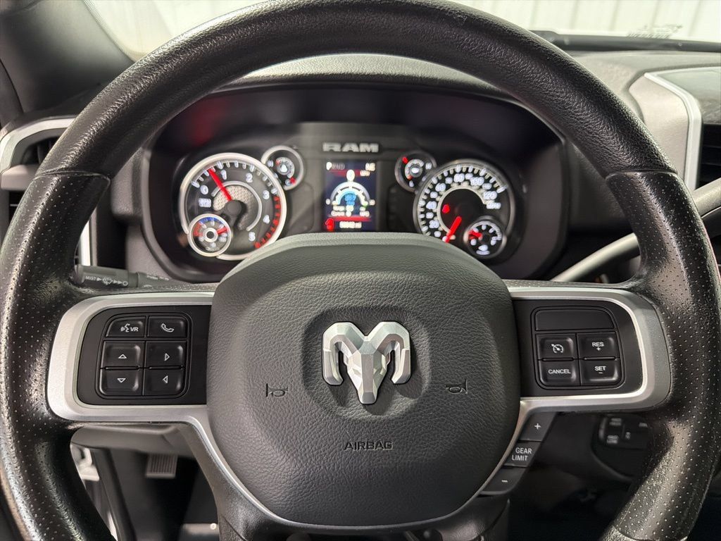 Used 2022 RAM 2500 Big Horn AWD/4WD image 24