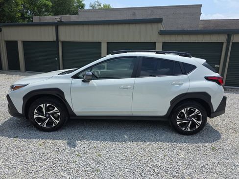 Used 2025 Subaru Crosstrek 2.5i Premium AWD/4WD image 3
