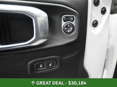 Used 2022 Jeep Gladiator Sport image 31