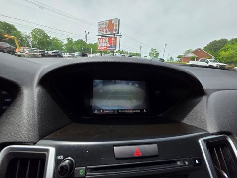 Used 2015 Acura TLX V6 w/ Technology Package FWD image 19